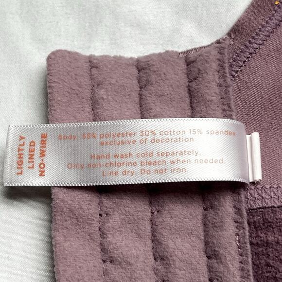 Cacique 42DDD Bra Lavender Animal Print Lightly Lined No Wire Sports Tee Shirt - Picture 6 of 6